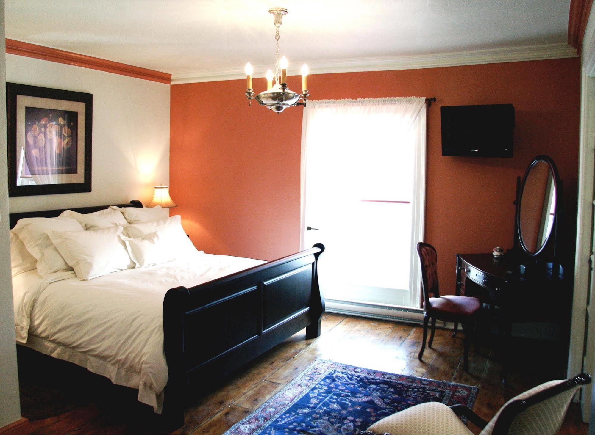 The Mariner King Inn Lunenburg Eksteriør bilde