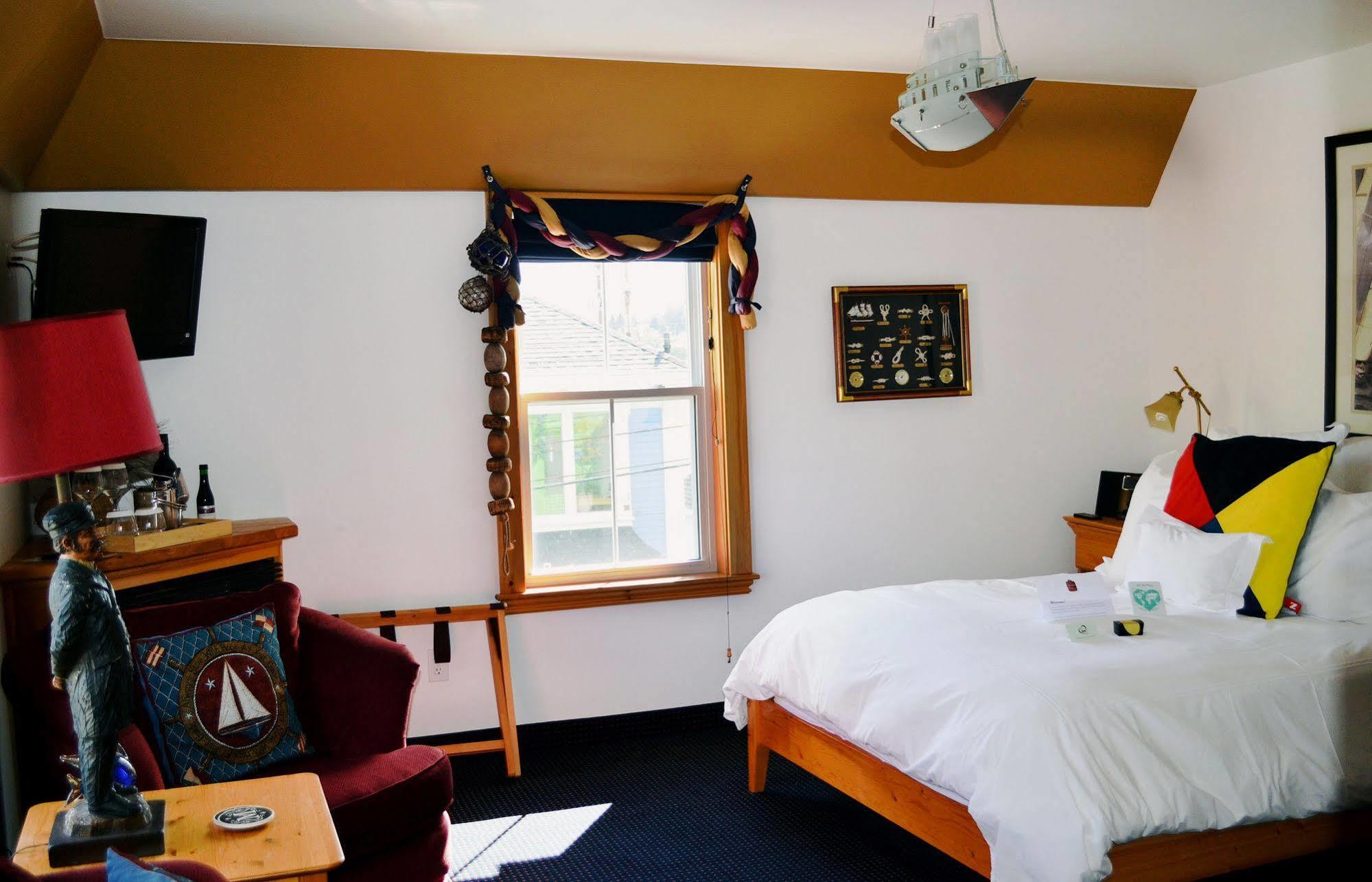 The Mariner King Inn Lunenburg Eksteriør bilde